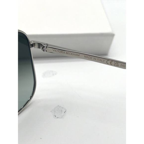 VICTORIA BECKHAM NEW Coin-Edge Navigator Sunglasses, Full Inclusion, Silver main image 6
